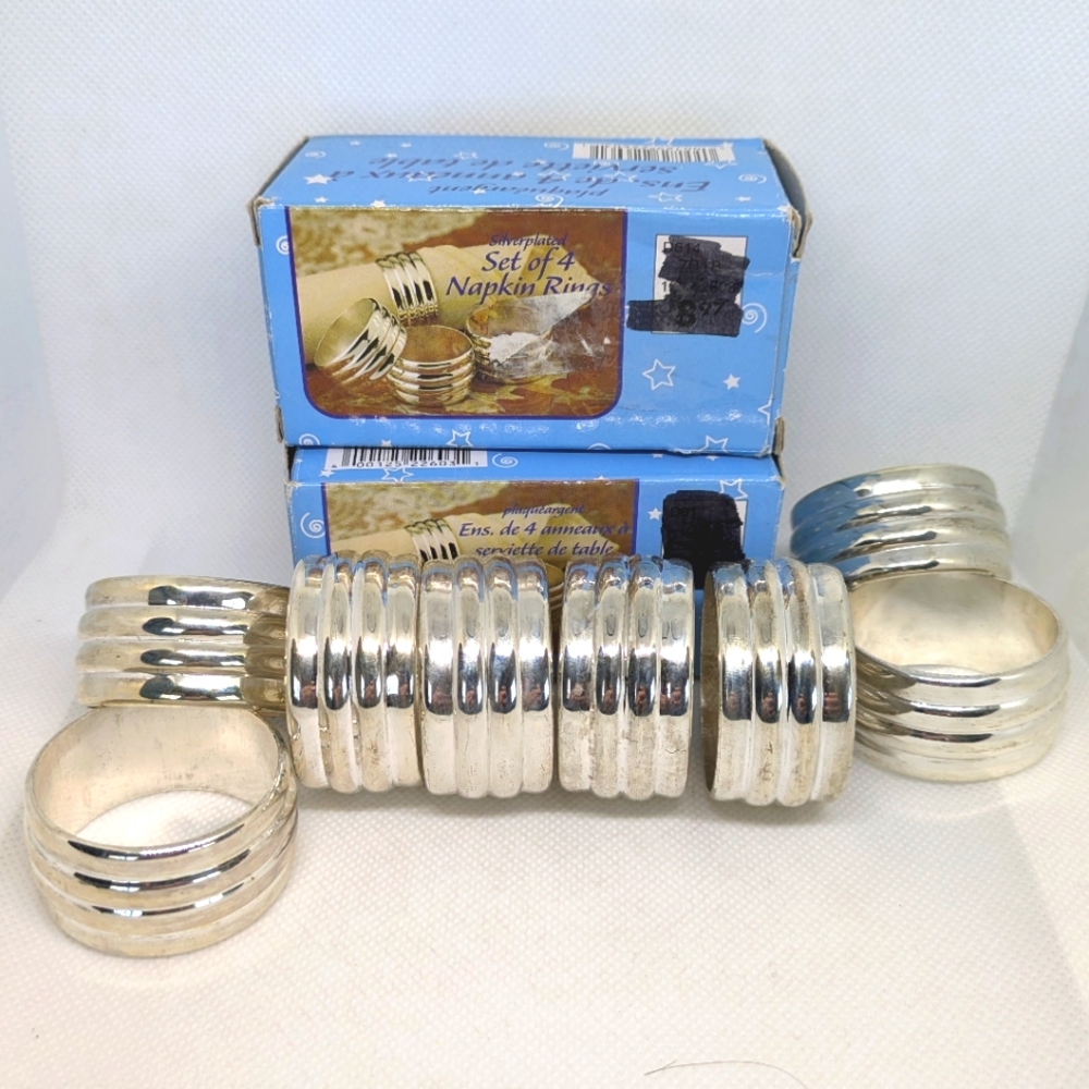 Set of 8 Elegance Silver Plate Napkin Rings Vintage Ribbed